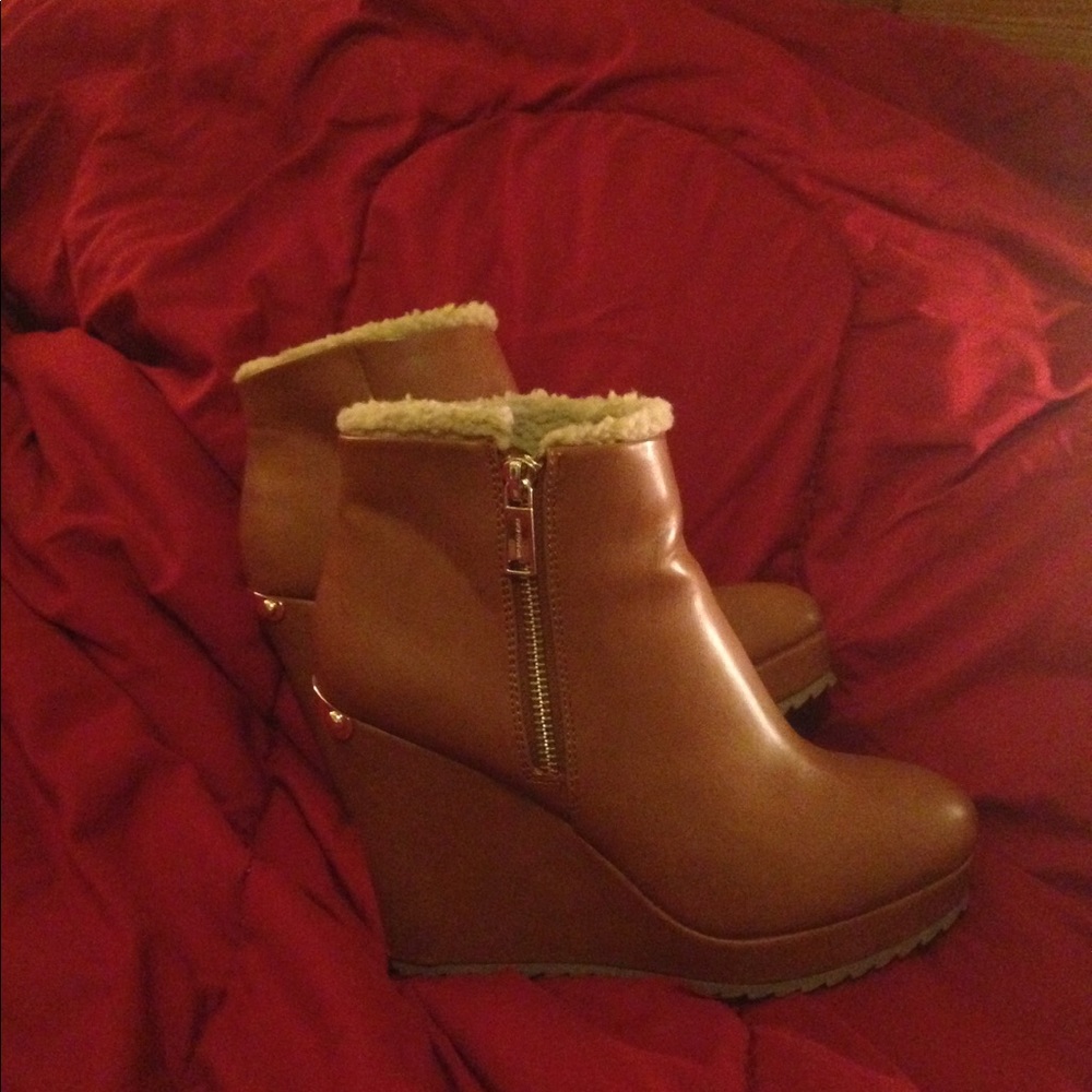 Juicy Couture Brown Ankle Boots